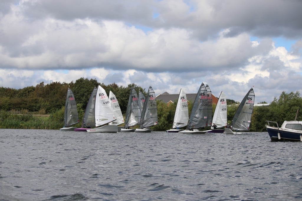 rs300-race-1-start_21306263788_o